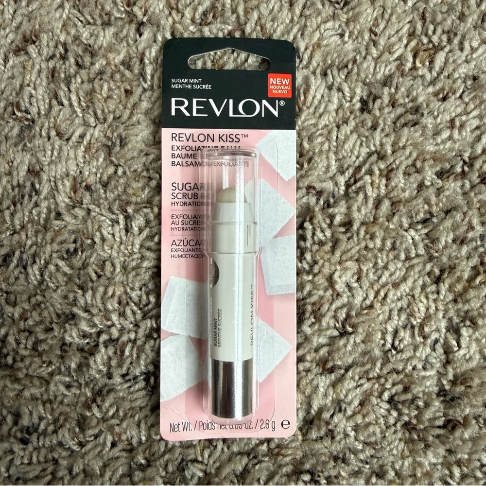 NWT Revlon Kiss Exfoliating Sugar Mint Lip Balm